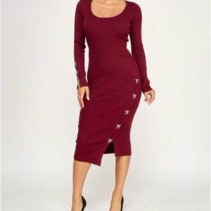 Elegant Burgundy Long Sleeve Dress